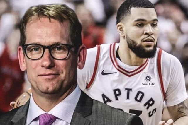 场操作上的 场操作上的