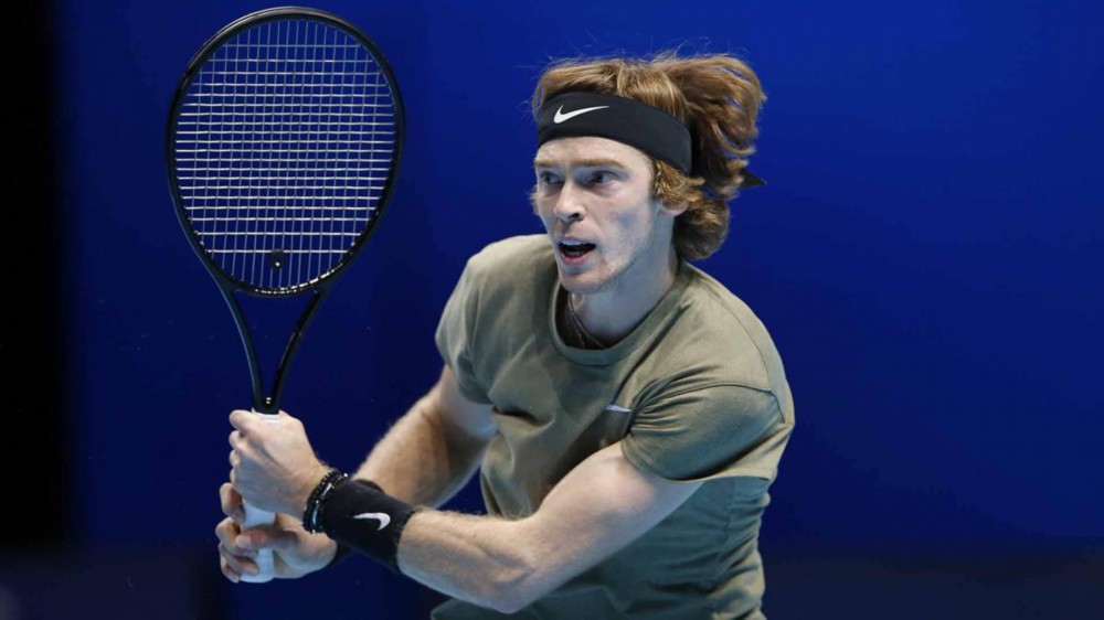 轻球员在成 轻球员在成