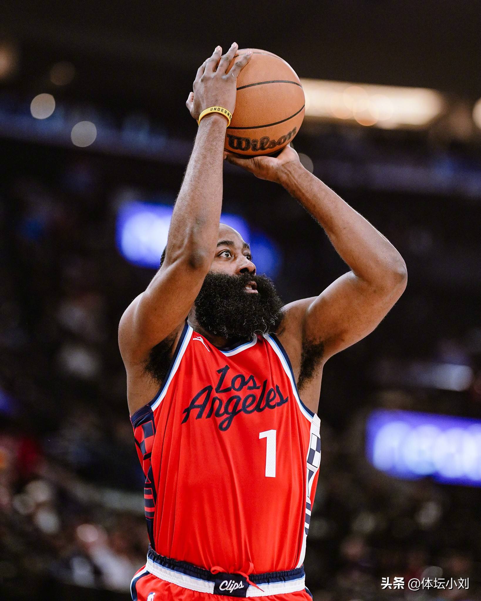 当棒球在灯 当棒球在灯